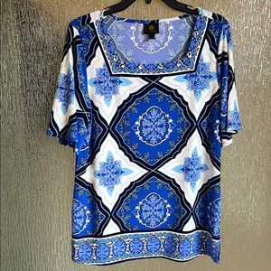 JM Collection Medium Blue and White Top